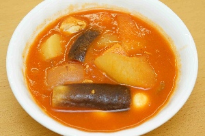 冬瓜となすのトマトスープカレー