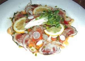 たたいたカツオとラディッシュのサラダ仕立て たたいたカツオとラディッシュのサラダ仕立て